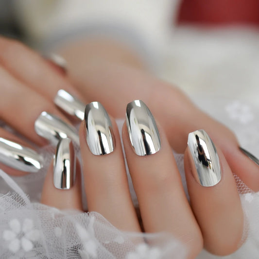 Silver 24 Piece Nails